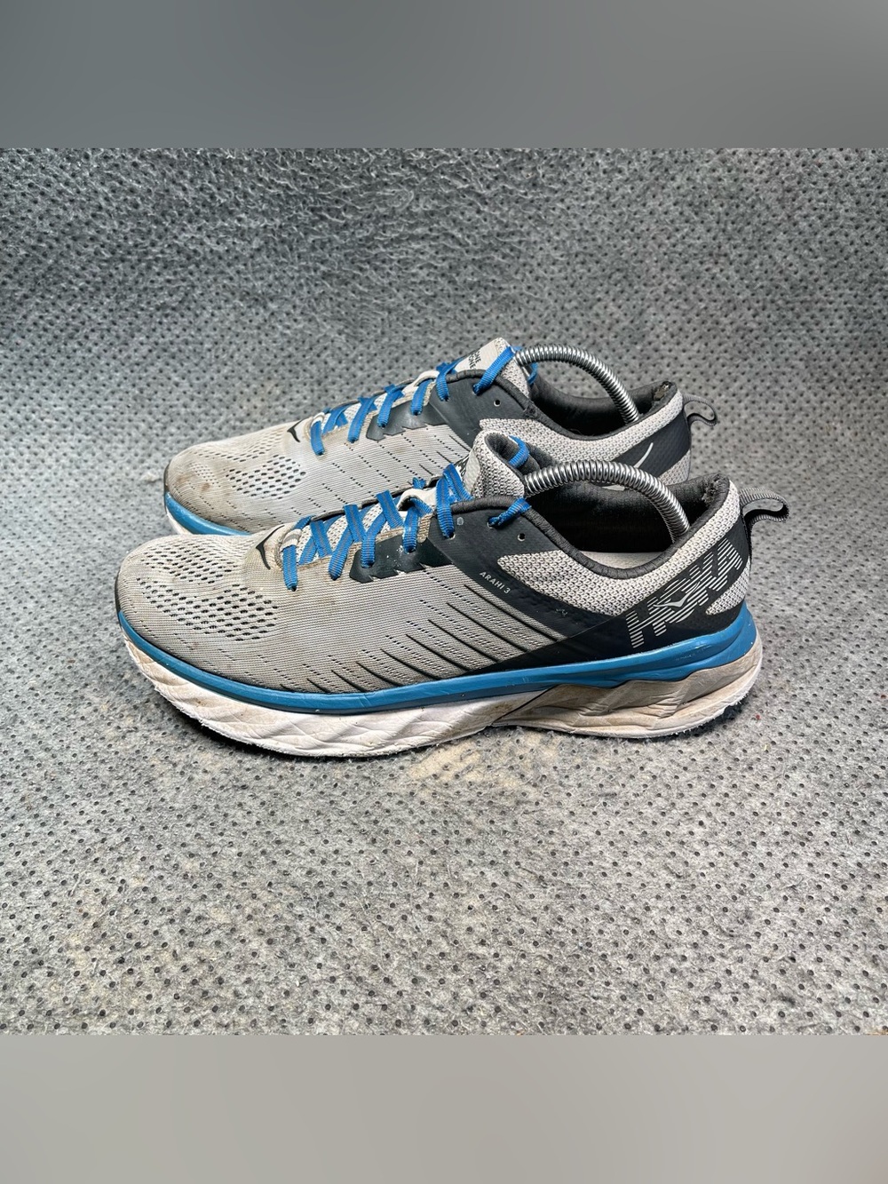 Hoka One One Arahi 3 Grey Running Shoes Size 10 Men’s